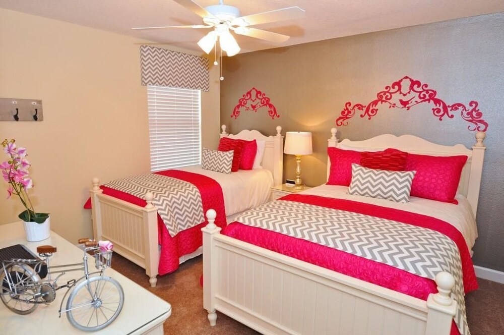 Fabulous 8 Bed 5 Bath Pool Home in Championsgate Golf Resort - photo 8