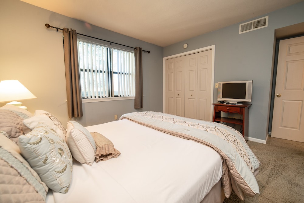 Pointe Royale Condominium Resort & Golf Course - photo 38