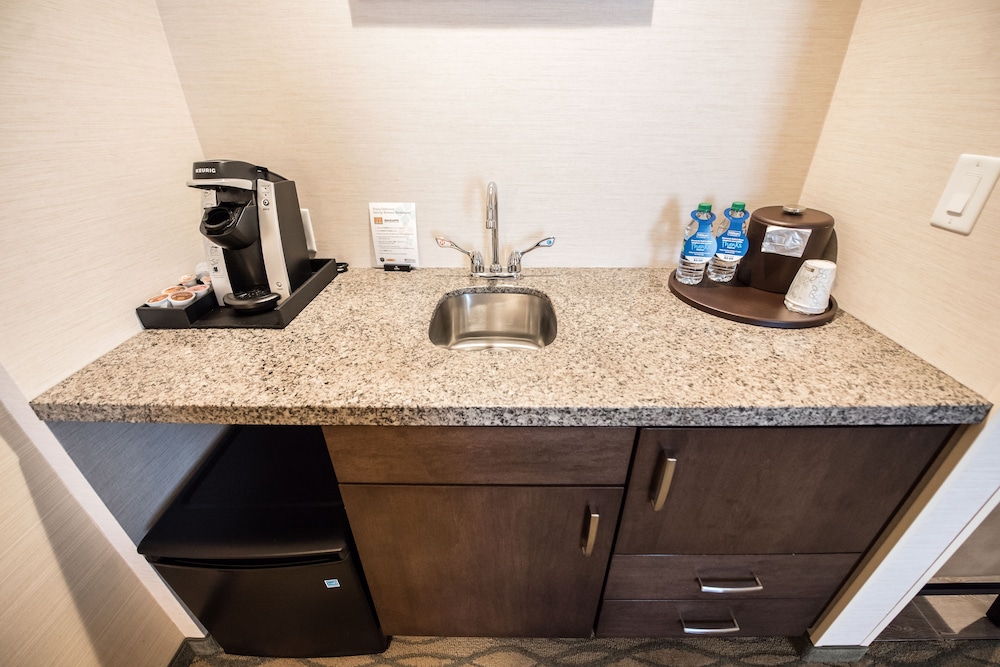 Hilton Garden Inn Indiana at IUP - photo 21