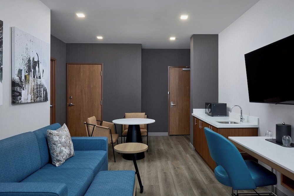 Courtyard by Marriott Denver Downtown West - photo 17