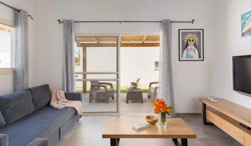 Tal Shahar Zimmers in Unknown City, Israel