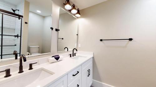 Beach Manor 1005 - photo 12