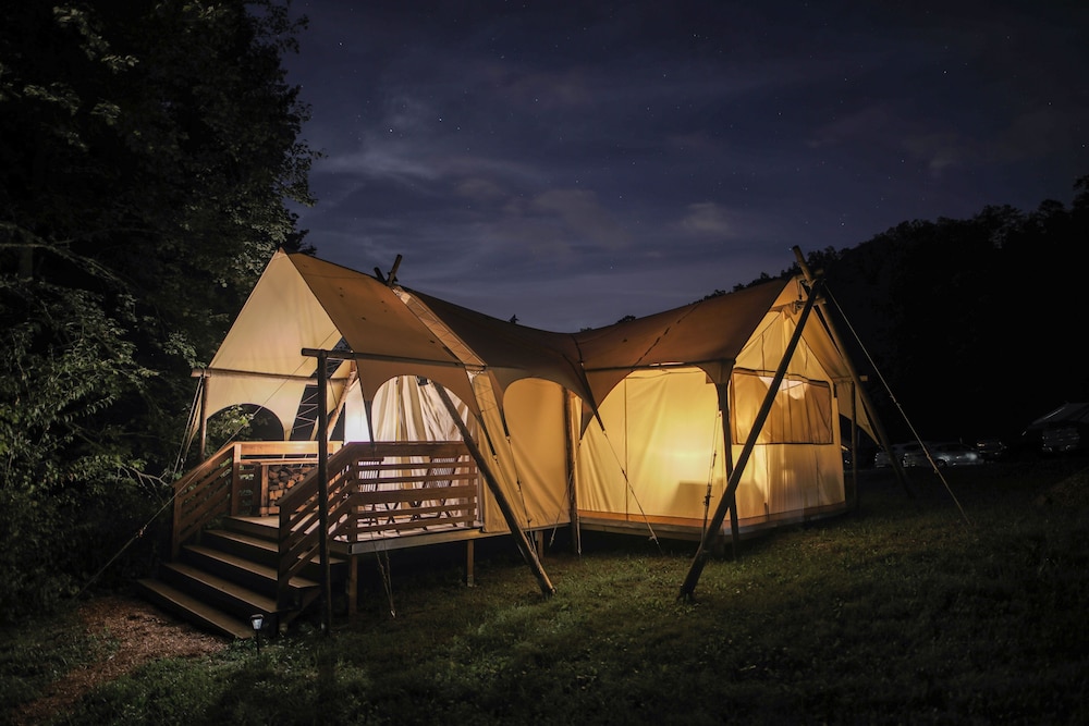 Under Canvas Great Smoky Mountains - photo 20