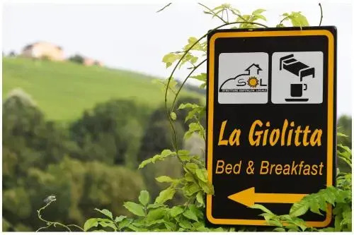 La Giolitta Accomodations — 4-Star Luxury Hotel in Barolo, Italy