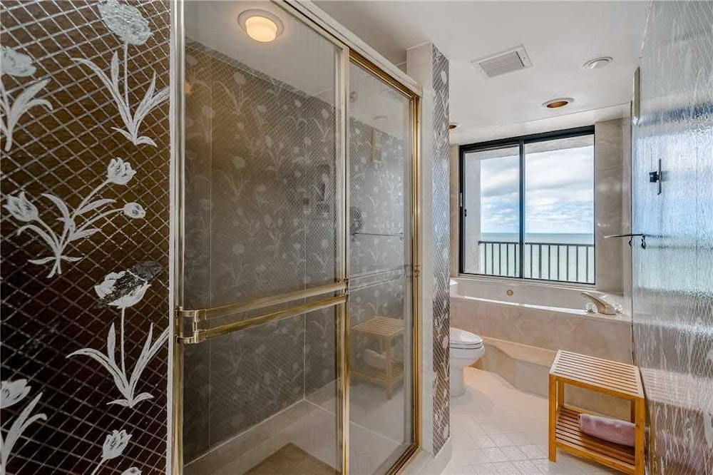 Lighthouse Towers 2008 Two Bedroom Condo - photo 26