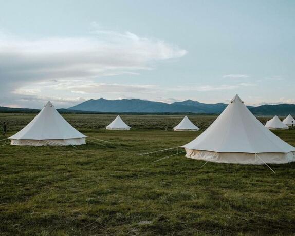 Yellowstone Glamping - last minute hotel in Island Park