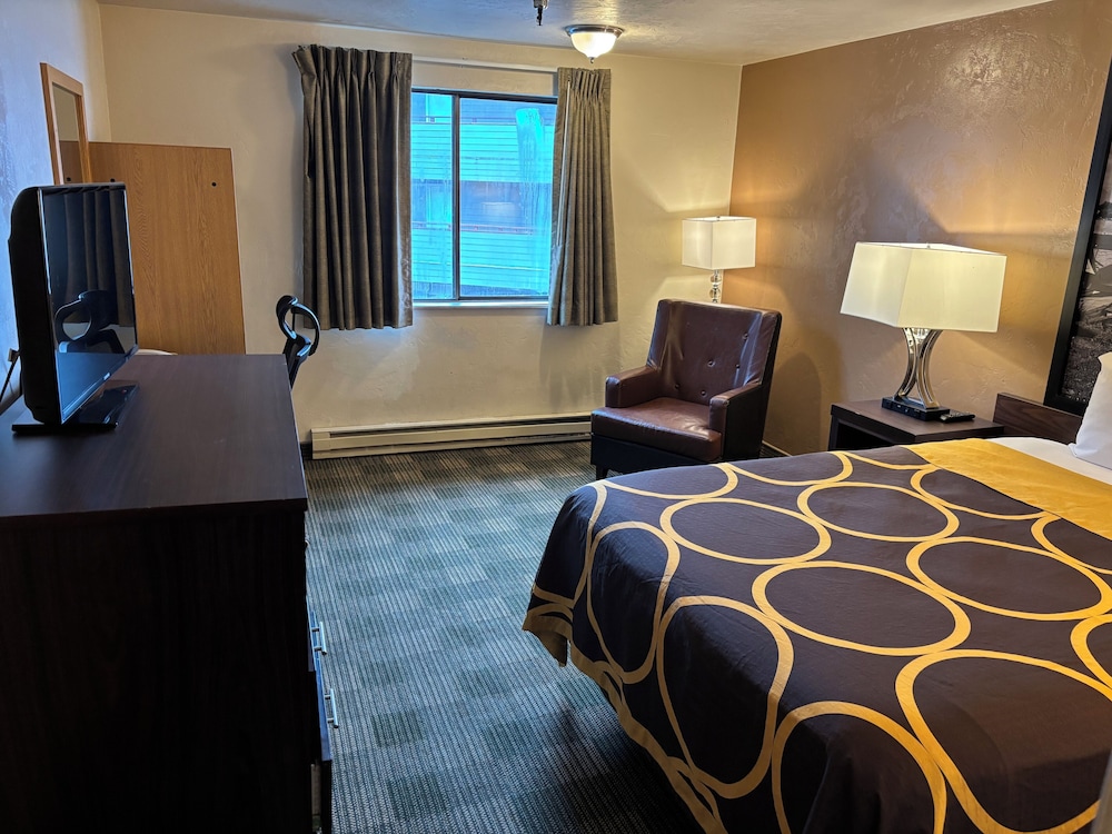 Super 8 by Wyndham Ketchikan - photo 17