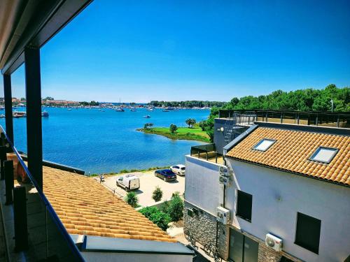 Apartman Viola Vižula — 4-Star Luxury Hotel in Medulin, Croatia