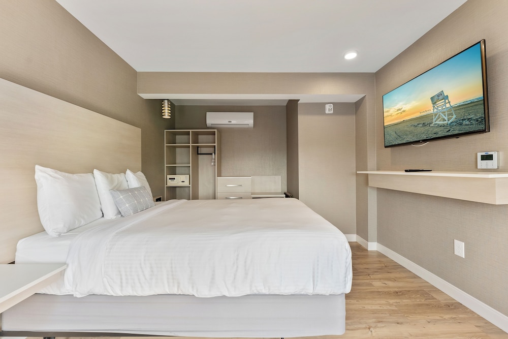 Oceanic Hotel - photo 17