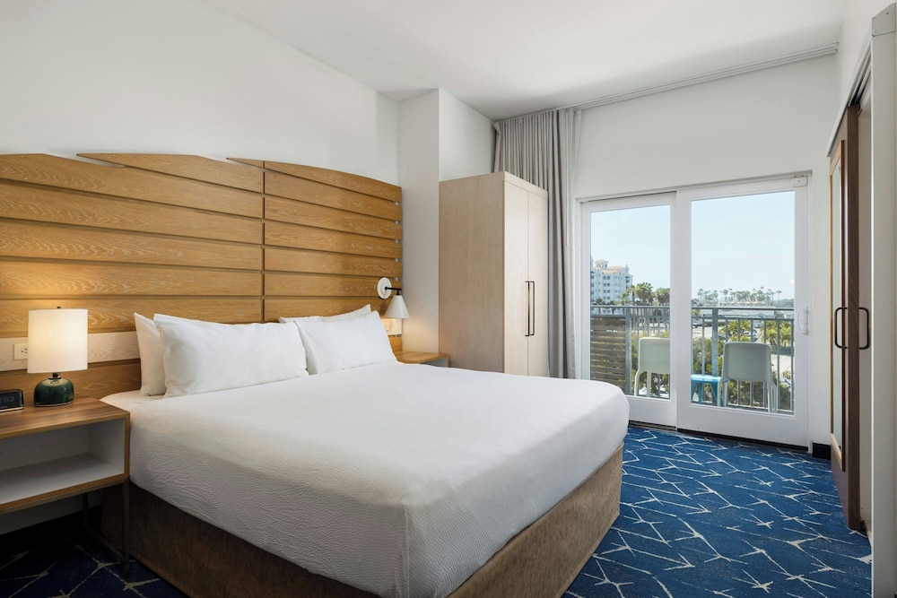 SpringHill Suites by Marriott Oceanside Beach - photo 12