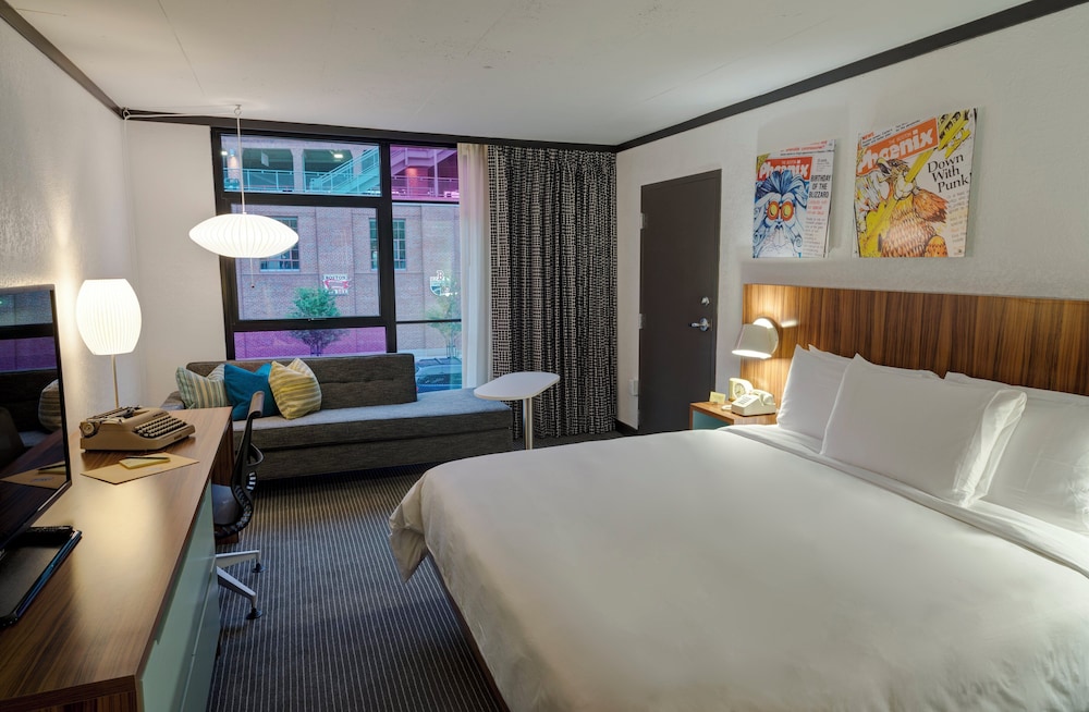 Howard Johnson Inn Fenway Park Boston - photo 14