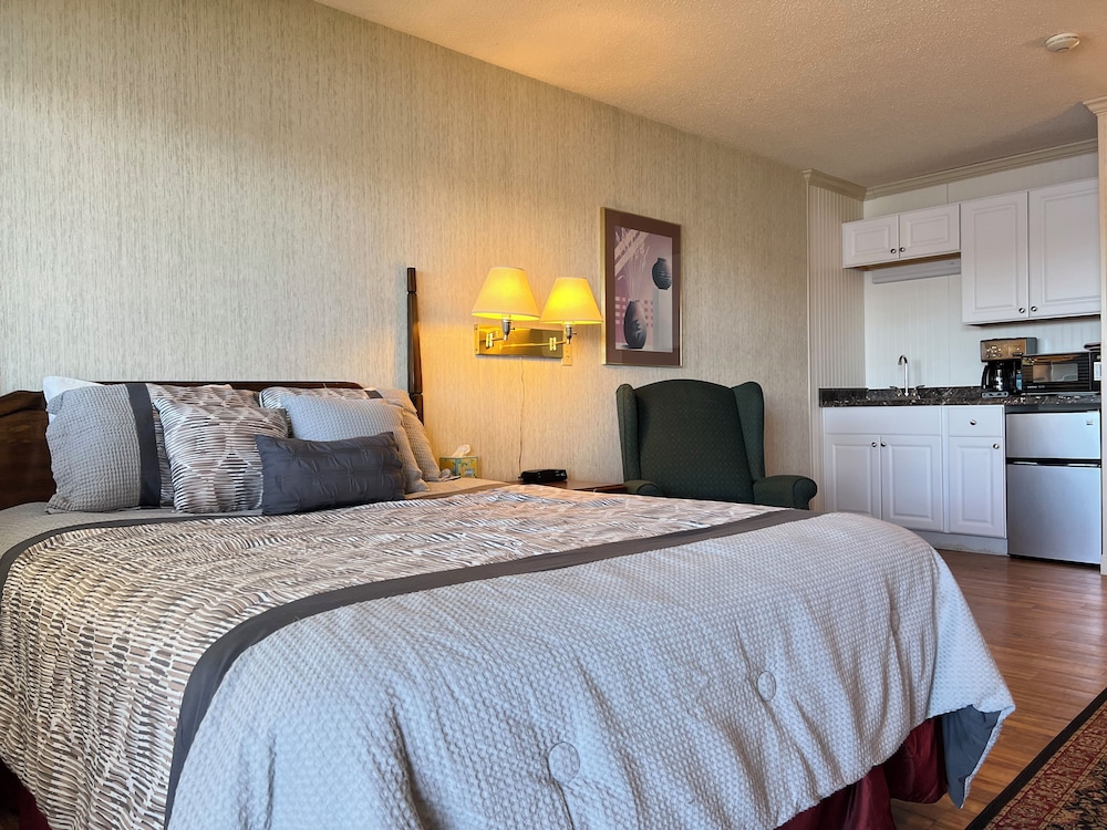 Island Pond Country Inn - photo 13