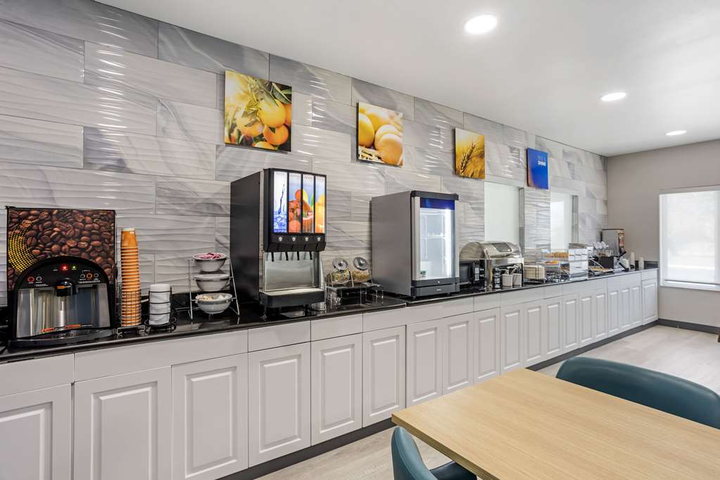 Comfort Inn & Suites Harrisburg Hershey North - photo 30