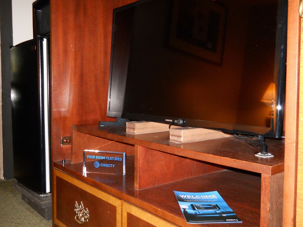 Value Inn Milwaukee Airport South - photo 9