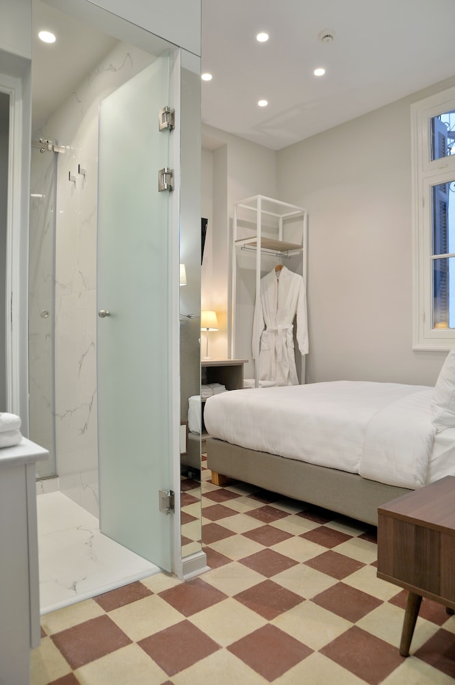 1900 Athenian House — 4-Star Luxury Hotel in Athens, Greece
