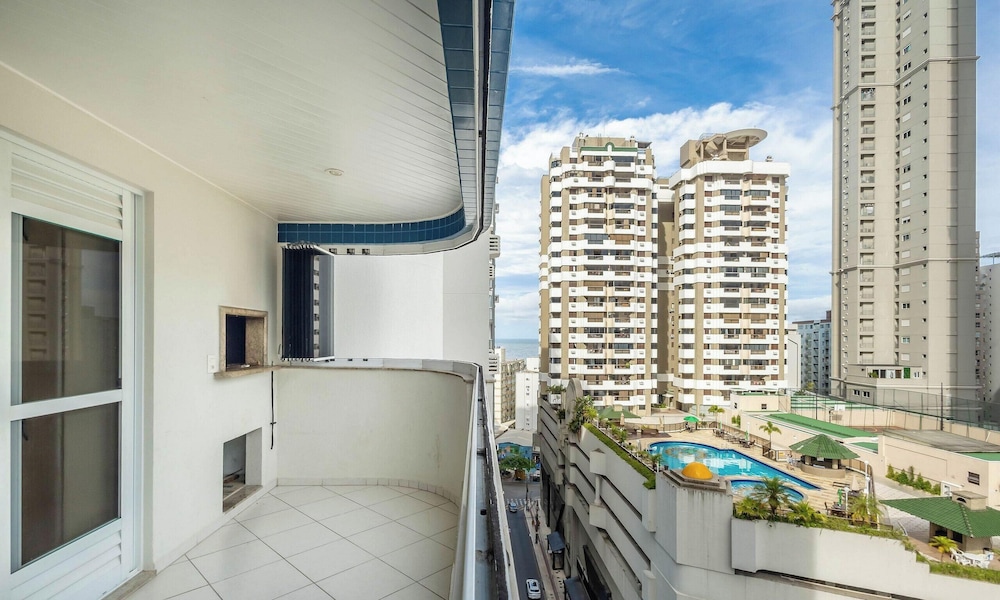 JSD73 Churrasqueira Sacada 3 Dorm Climatizado