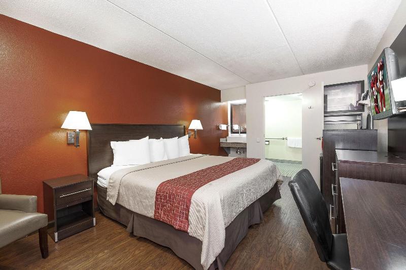 Red Roof Inn Jackson North Ridgeland - photo 18