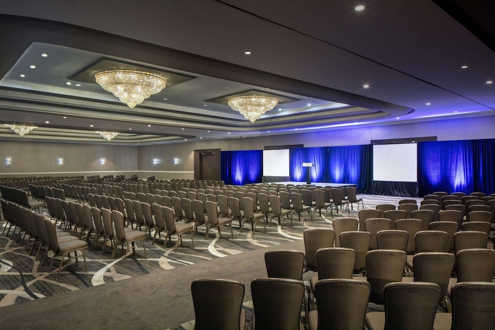 DoubleTree by Hilton Cherry Hill Philadelphia - photo 33