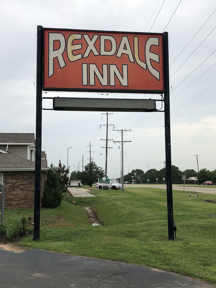 Rexdale Inn - photo 28