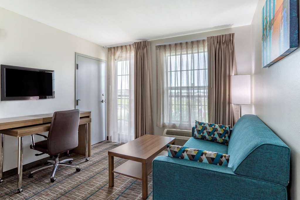 MainStay Suites Port Arthur Beaumont South - photo 23