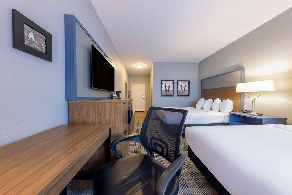 AmericInn by Wyndham Duluth - photo 31
