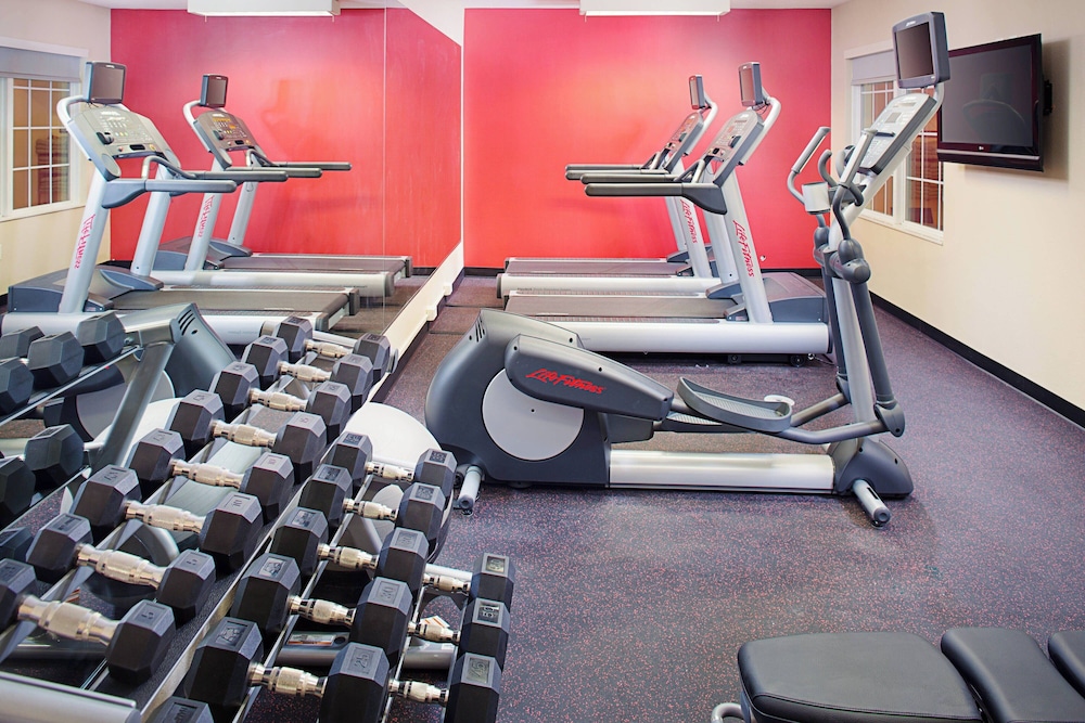 TownePlace Suites by Marriott Manchester - photo 26