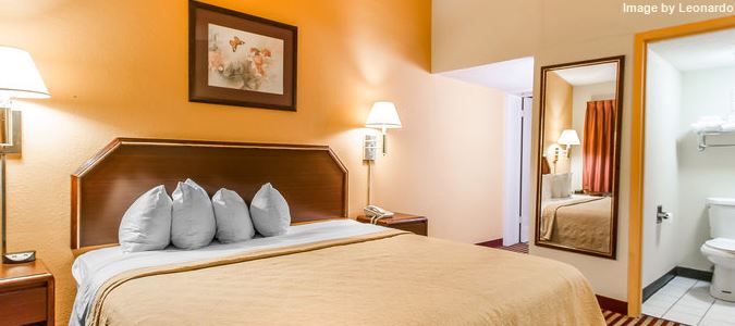 Econo Lodge Bloomington - photo 27