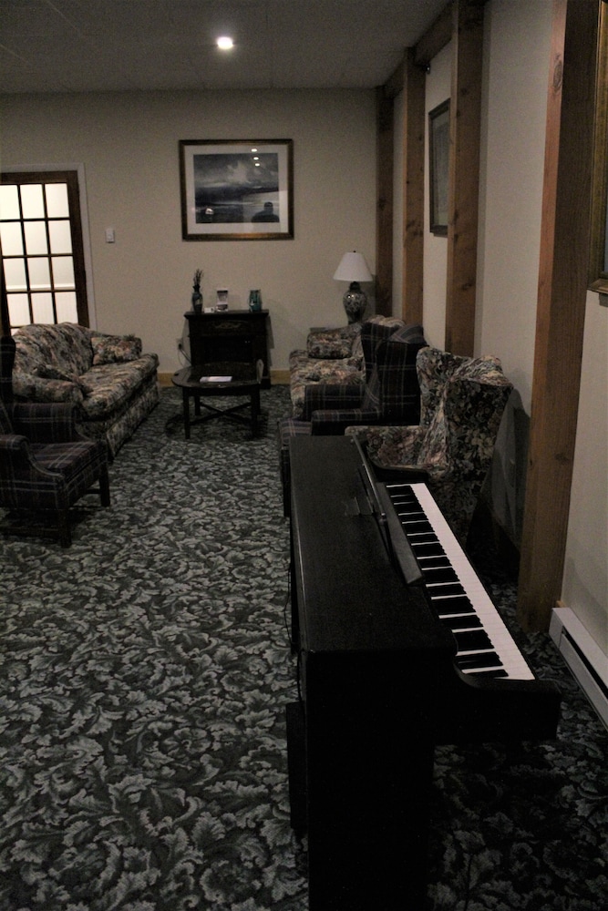 Boothbay Harbor Inn - photo 5