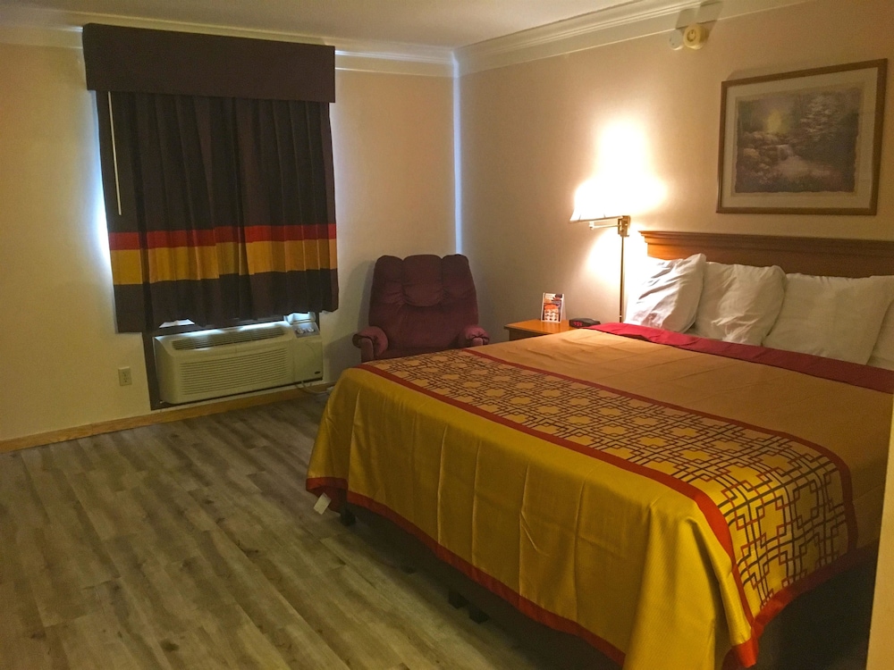 Americas Best Value Inn & Suites Thief River Falls - photo 7