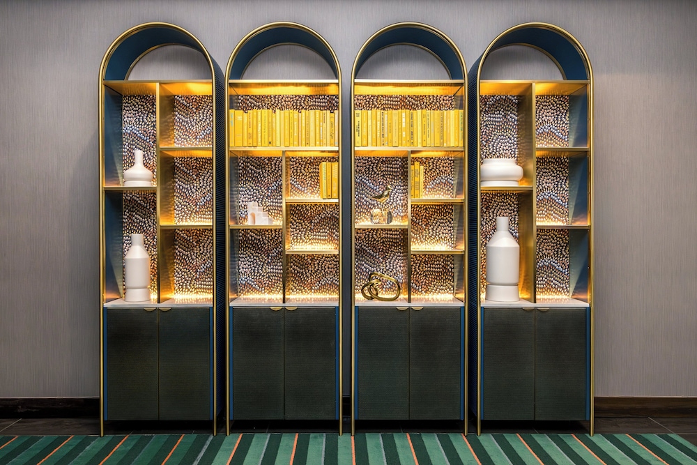 voco The Clair Cincinnati Downtown by IHG - photo 37
