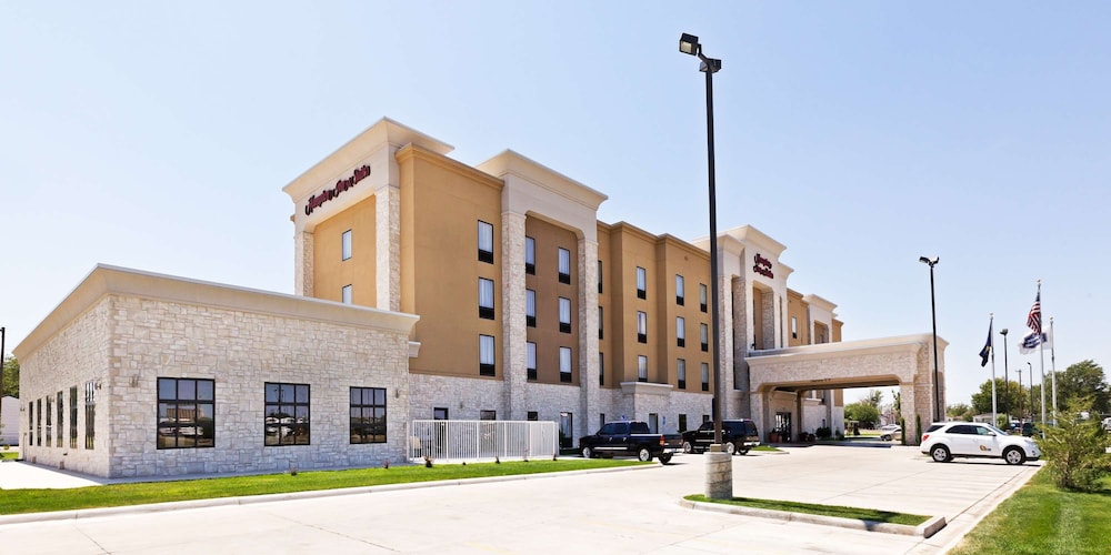 Hampton Inn & Suites Liberal - photo 22
