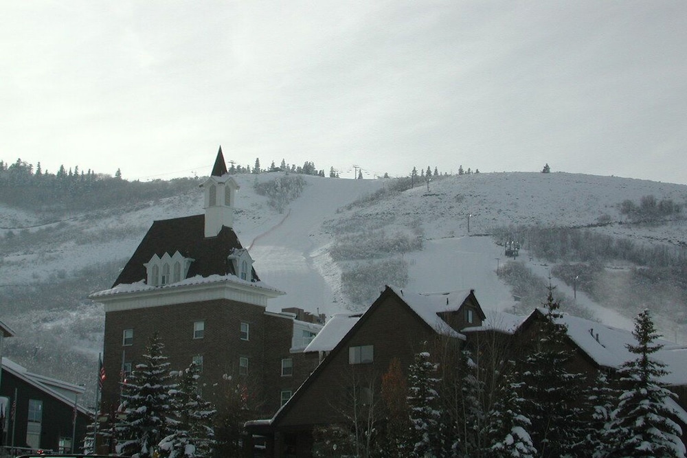 Resort Plaza Condominiums 5030 5064 - photo 94
