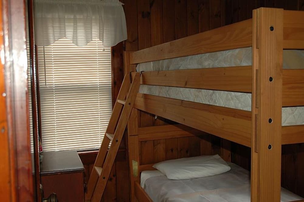 Channel Watefront Cottages - photo 48