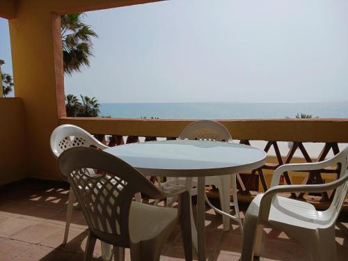 Dona Lola Patricia ático de 3 dormitorios con vistas al mar entre Marbella y Fuengirola Mijas Costa — 4-Star Luxury Hotel in Mijas, Spain