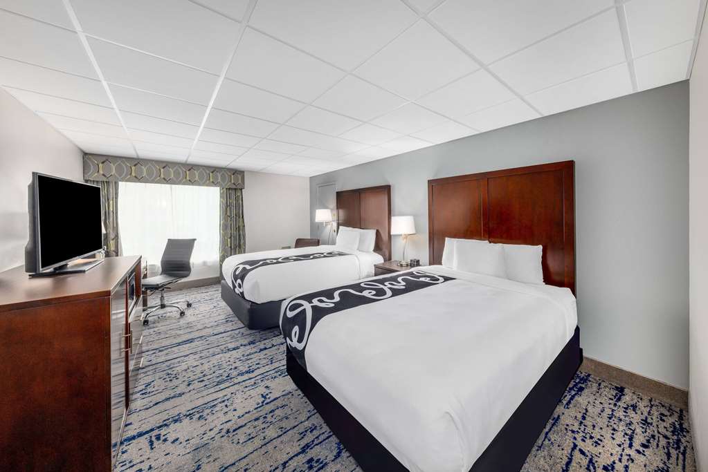La Quinta Inn by Wyndham Lynnwood - photo 14
