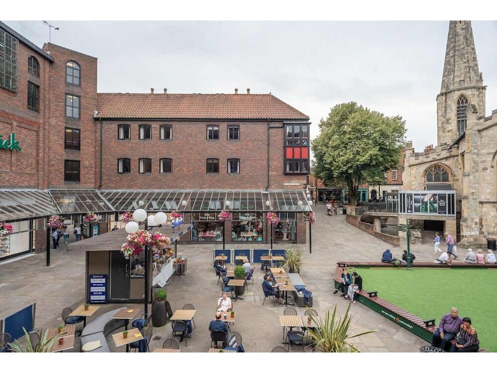 Fossgate Luxury Duplex City Centre Apartment with Free Parking — 5-Star Luxury Hotel in York, United Kingdom