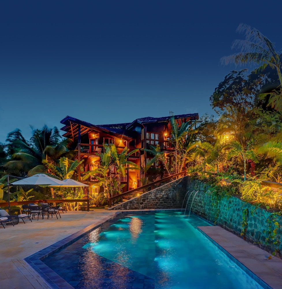 Chocolate Hotel - carbon neutral hotel in Itacare