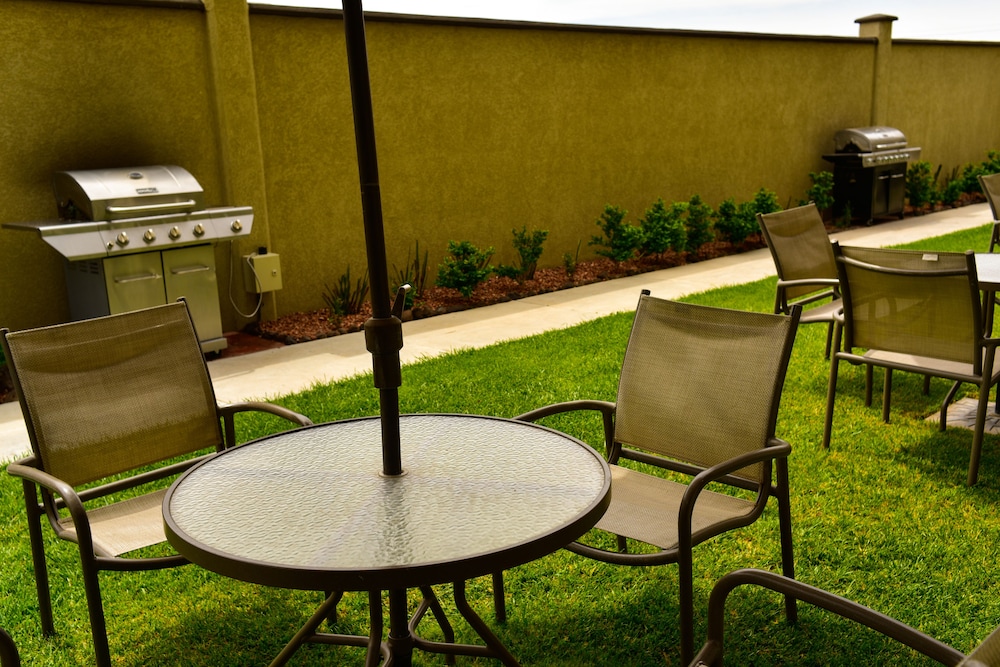 BBQ/picnic area