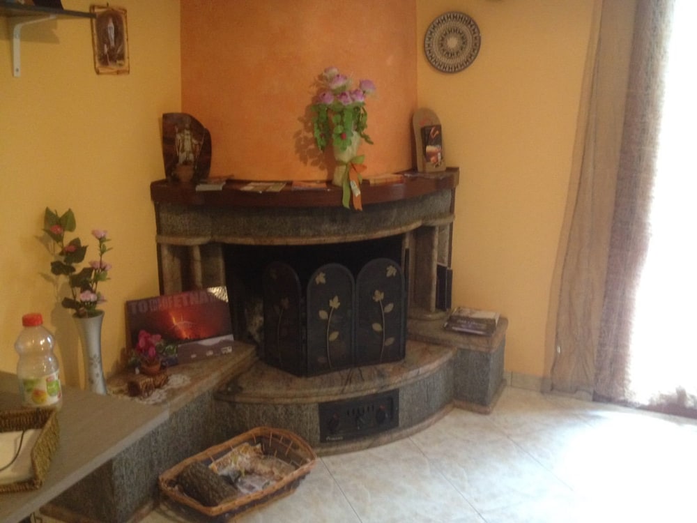 Il B And B Maison Graziella 6833912 — Viagrande