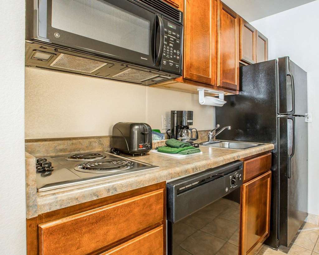 MainStay Suites St. Robert Fort Leonard Wood - photo 21