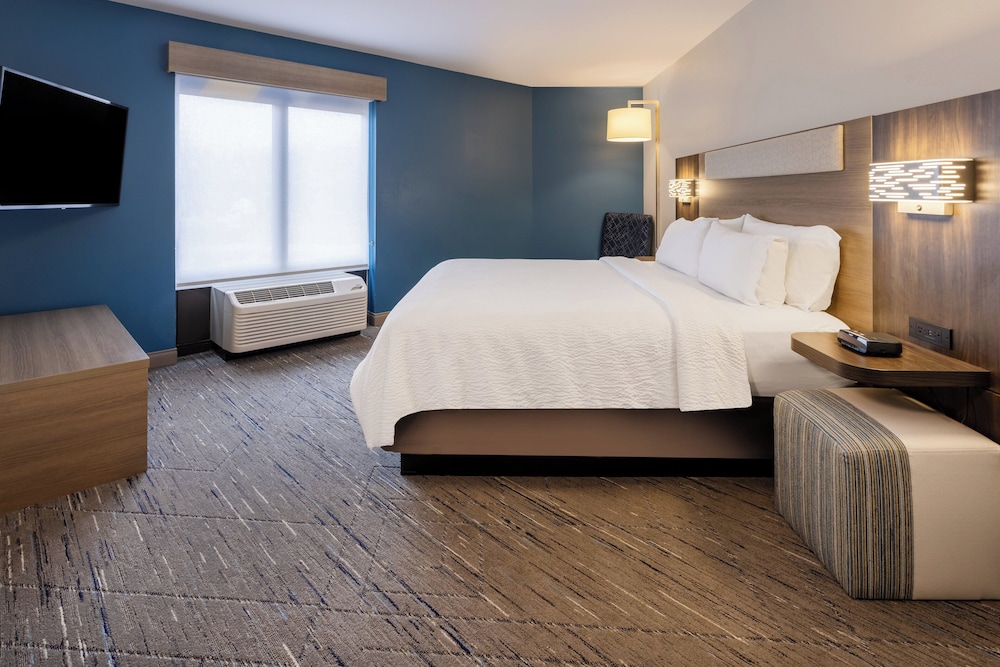 Holiday Inn Express & Suites Flowood by IHG - photo 25