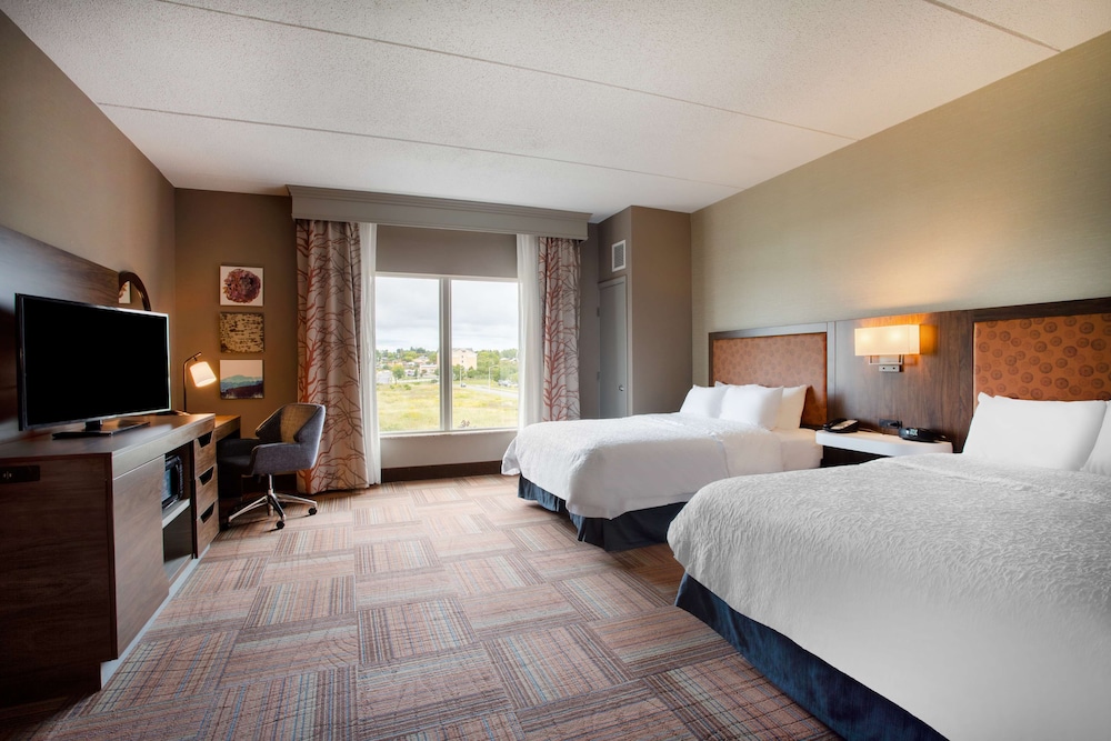 Hampton Inn Watertown - photo 6