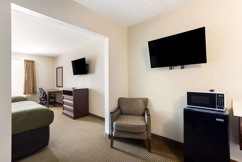 Quality Inn & Suites Monterey I 40 - photo 29