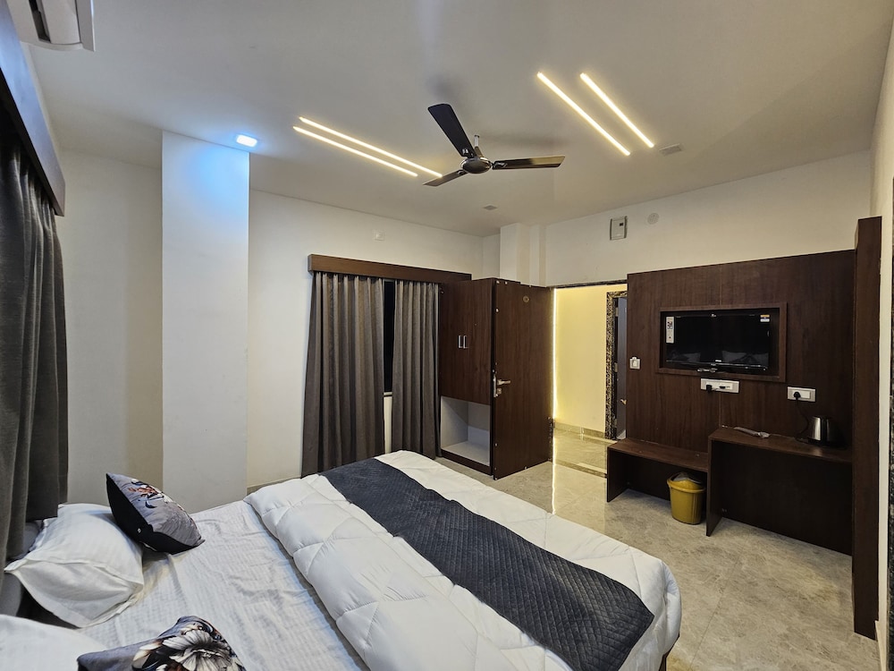 Hotel Simony Palace - carbon neutral hotel in Udaipur