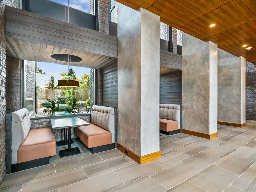 Global Luxury Suites at Reston Town Center - photo 4