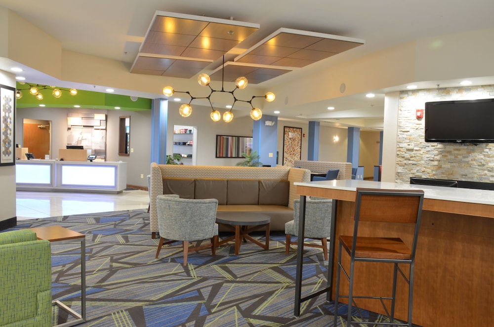 Holiday Inn Express Waterloo Cedar Falls by IHG - photo 6