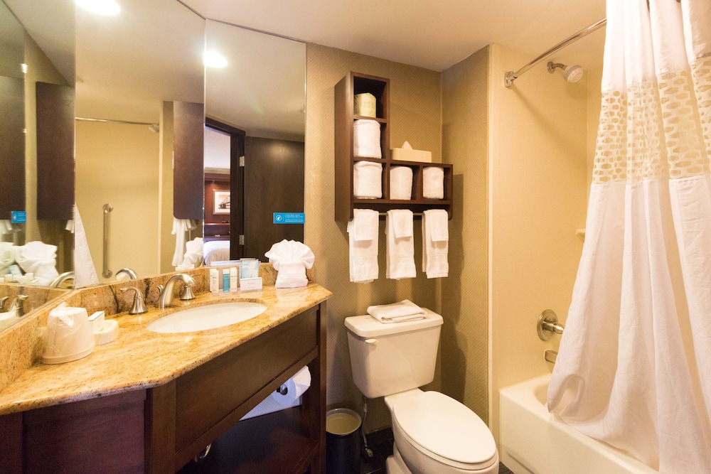 Hampton Inn Columbus South - photo 49