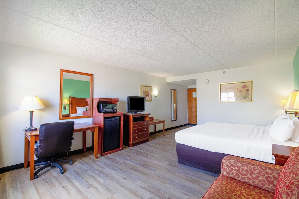 Tulsa Square Hotel Central I 44 By OYO - photo 39