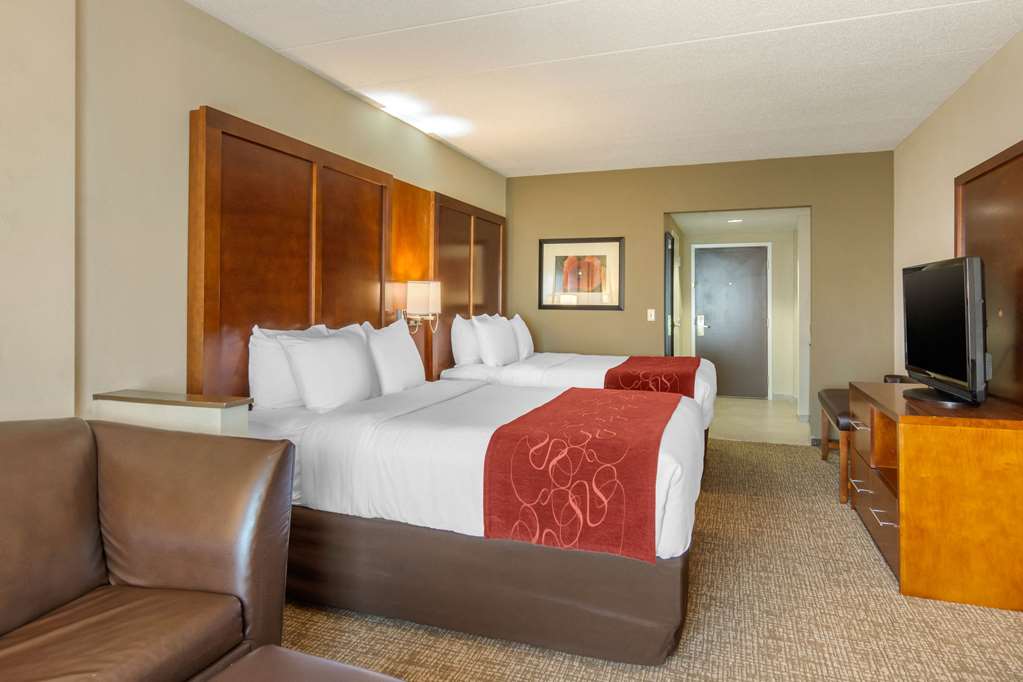 Comfort Suites South Park - photo 31