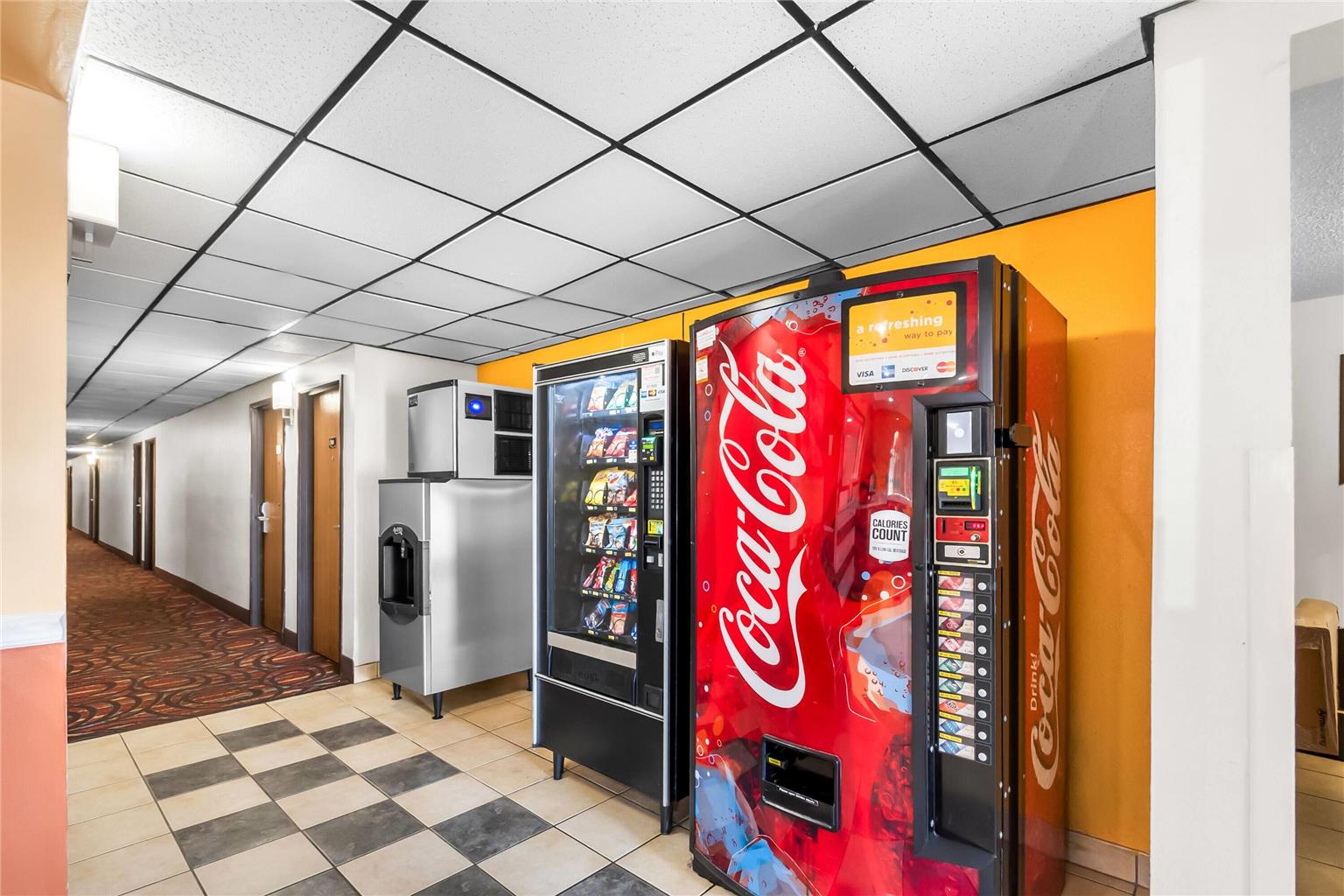 Super 8 by Wyndham Dumfries Quantico - photo 40